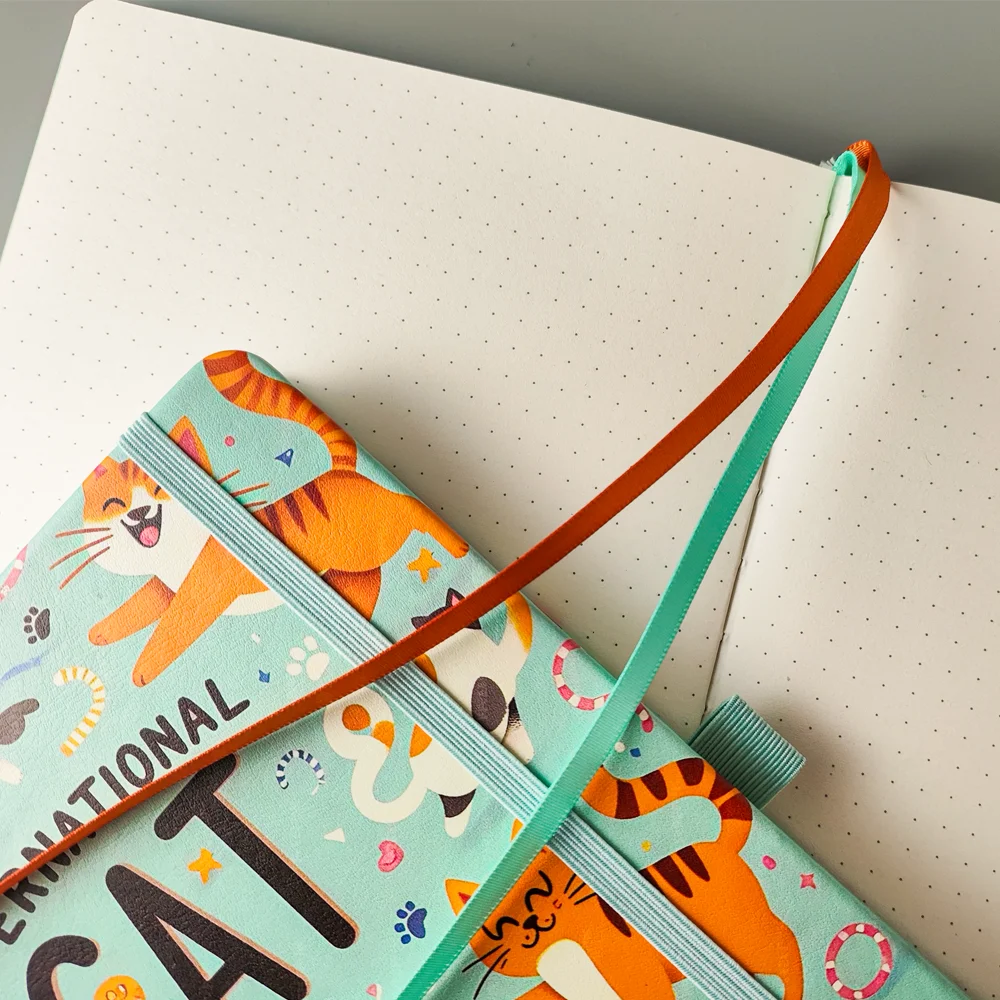 Cat Notebook a5 Dotted Journal National Pet Day Diary cartoon cats Dot Grid bullet PU Hardcover Notebooks