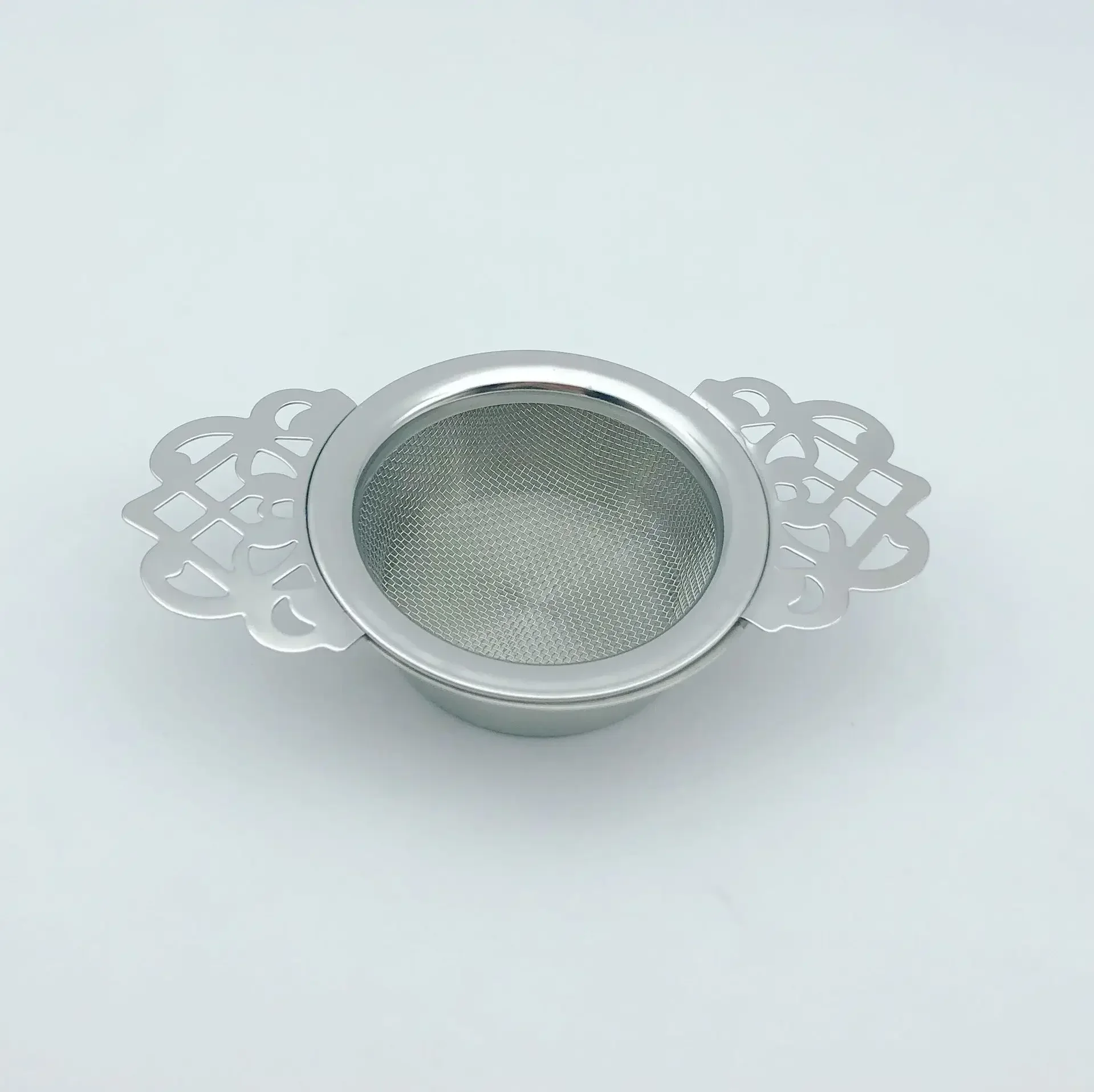 1pcs Stainless Steel Tea Strainer with Drip Bowl Easy Clean Loose Leaf Traditional Hanging Herbal Double Ear Tea Infuser Filter