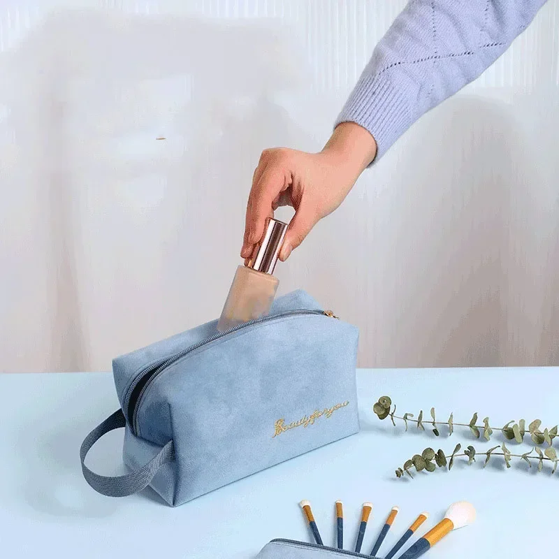 Borsa da viaggio in velluto con cerniera, borsa per trucco da viaggio in velluto, borsa per trucco da viaggio, borsa cosmetica morbida fuzzy, organizer per trucco all'aperto, borsa da viaggio, borsa