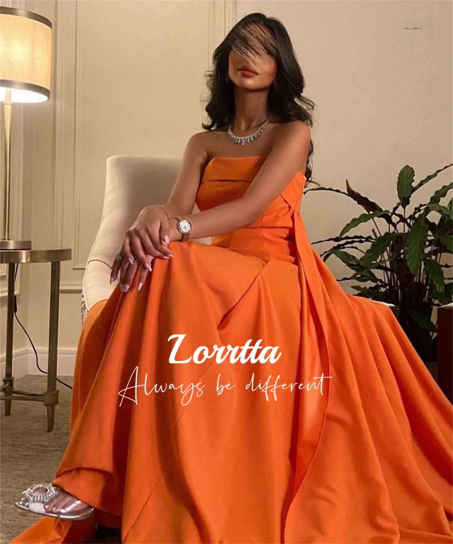 

Lorrtta Orange Back Zipper Pleated Women's Ball Gown Satin Strapless Strapless Tube Top Vestidos Largos Para Eventos Especiales
