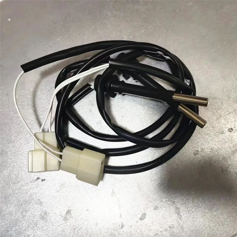 Bus parts Yutong Kinglong Higer Bus air conditioning temperature sensor sensor 5K 10K with plug