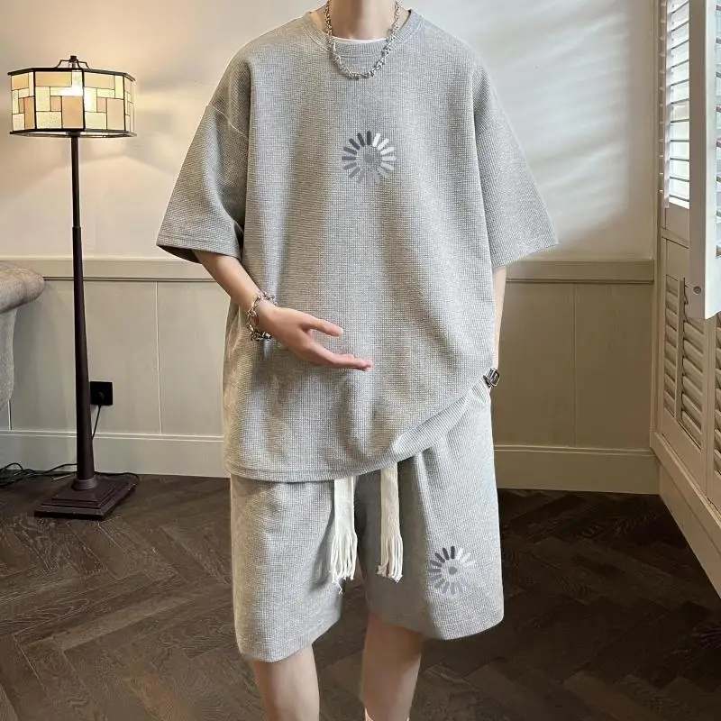 Men's Summer New Crew Neck Screw Thread Printed Short Sleeve Casual Elastic Pockets Drawstring Fashion Sweatshirts Shorts Set