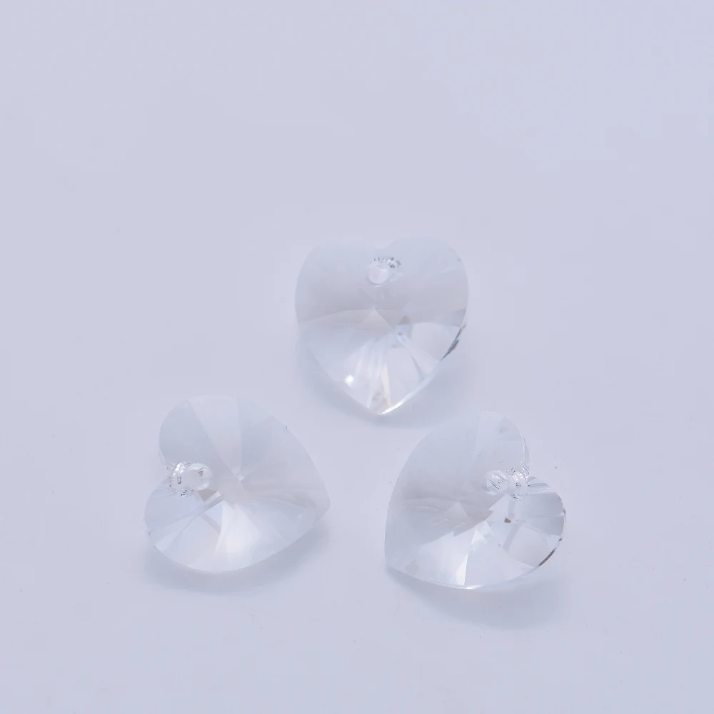 6228 XILION Herz-Anhänger-Charm, Original-Kristalle aus Österreich, lose Perlen, Premium-Strasssteine für Halsketten, DIY-Schmuckherstellung – Detail 17