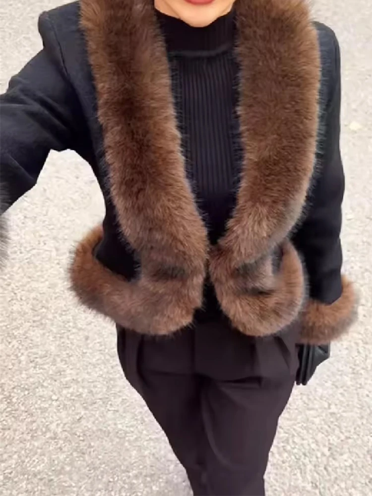 Women's Elegant Faux Fur Collar Patchwork Slim Jacket Fashion High Quality Long Sleeve Coat 2025 New Lady Commuter Outwear ﻿
