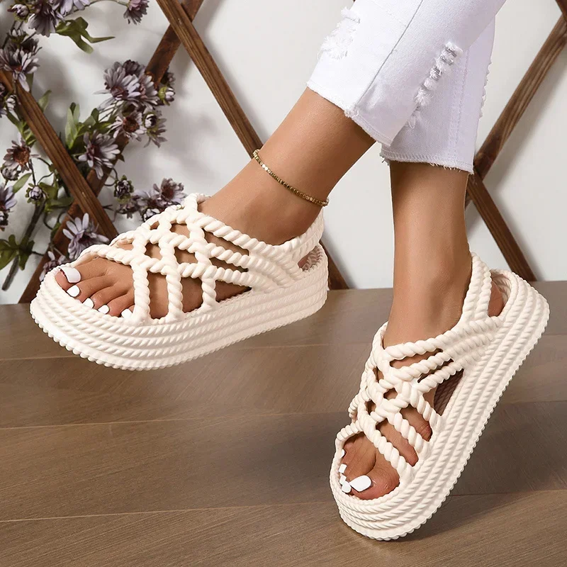 

2024 New Summer Fashion Comfortable and Wear-resistant Thick-soled Beach Casual Sandals for Women, Trendy Heel Sandals