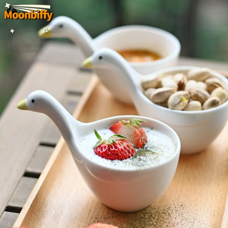 CuteLittleGooseShapedCeramicServingBowlwithHandleforSnacks