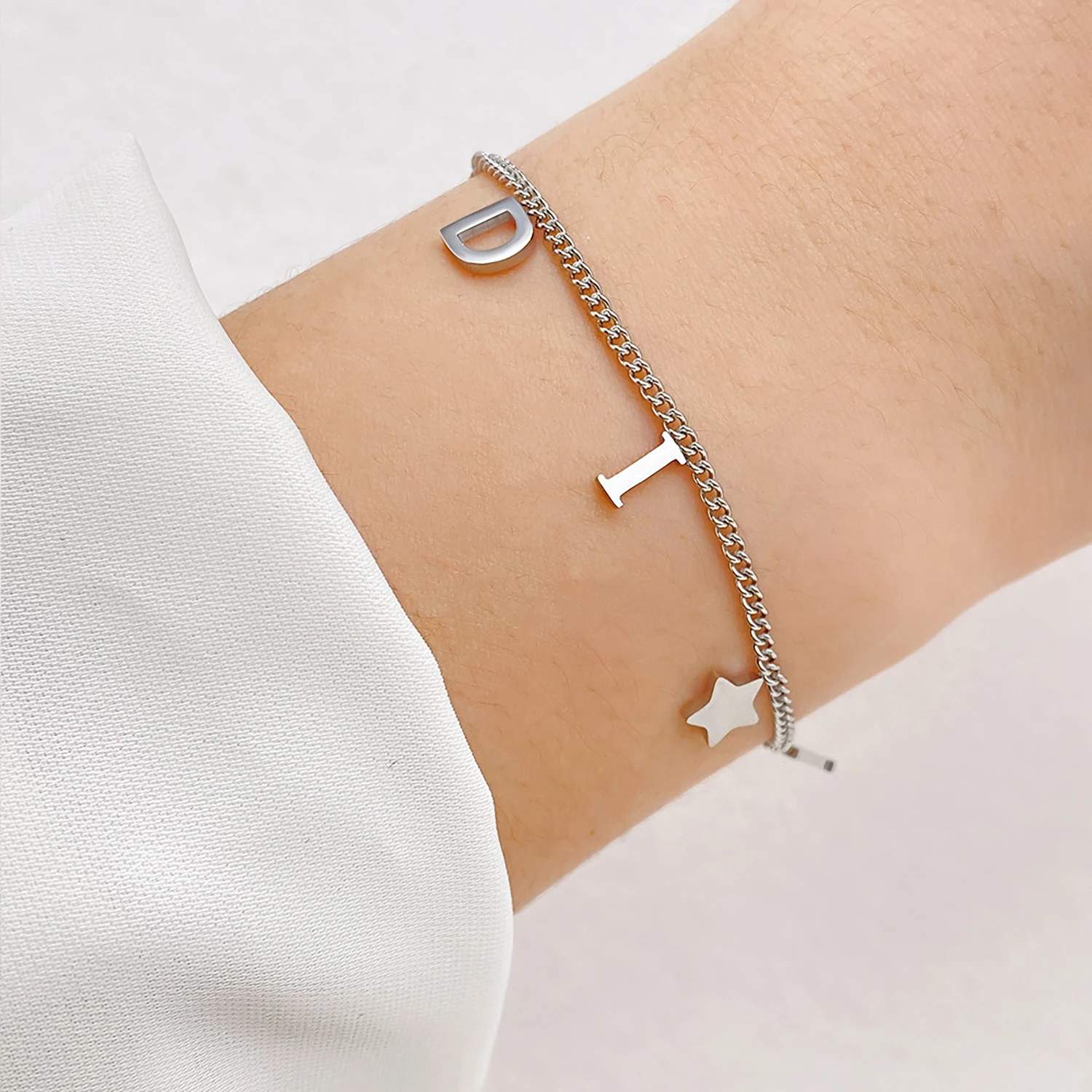 Pendant Bracelet Woman Luxury Jewelry Accessories