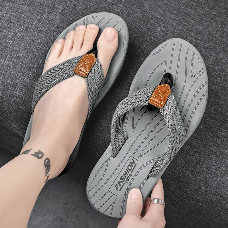 Fashion Men Flip Flops Summer Beach Flip Flops Men Casual Breathable Antiskid Beach Slippers Summer Outdoor Slippers beach sandals,summer sandals,men slippers