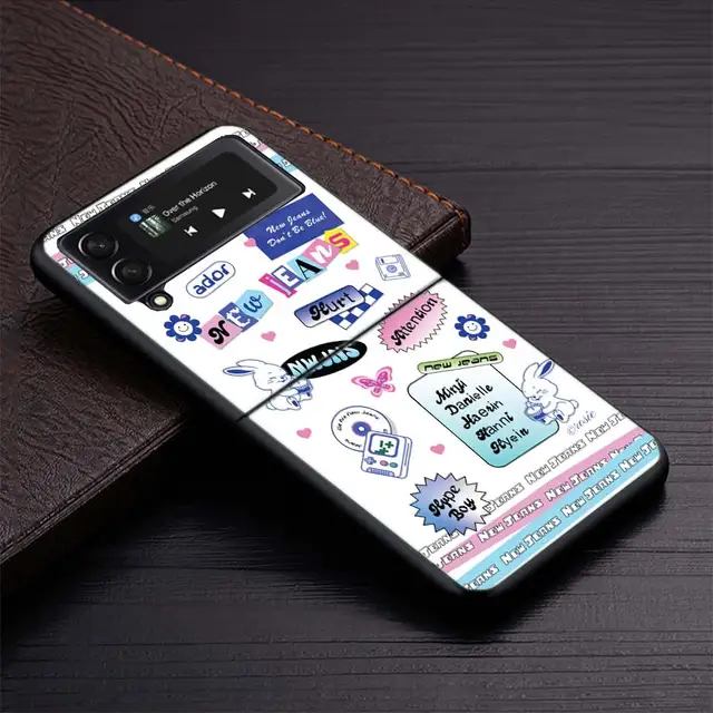 NewJeans Graffiti Samsung Galaxy Z Flip 5 Clear Case