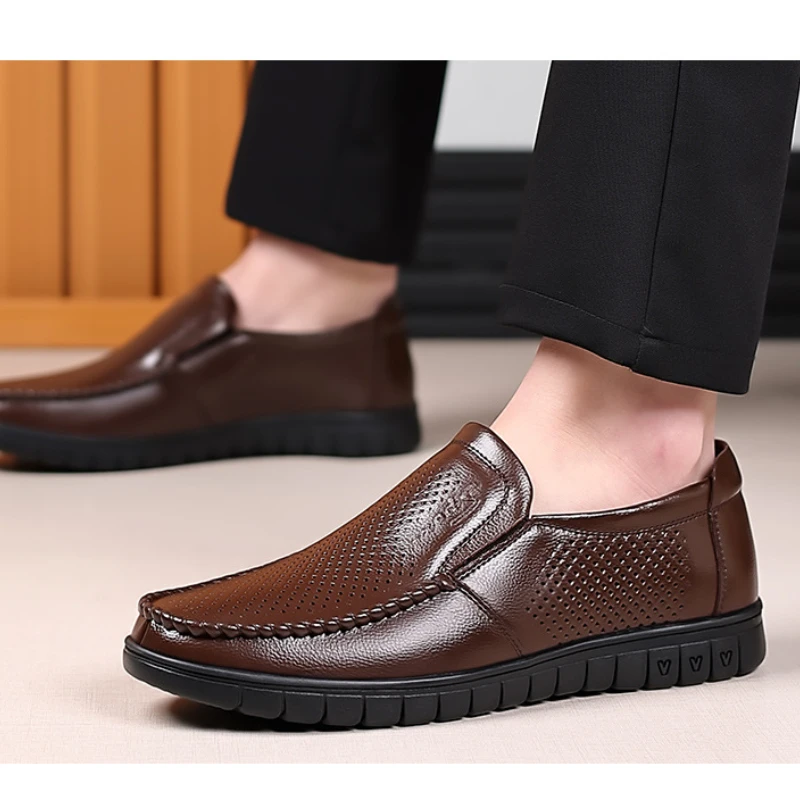 2024 New Summer Breathable Shoes for Men Genuine Leather Soft Casual Shoes Man Slip-on Cutout Shoes Cowhide Summer Loafers
