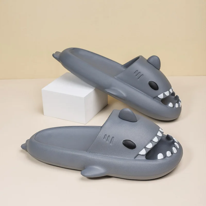 Shark Slippers Outdoor Beach Sandals Women Men Slippers Men Flip-Flops Summer Men Slides Non-Slip EVA Bathroom Shoes Size 36-45