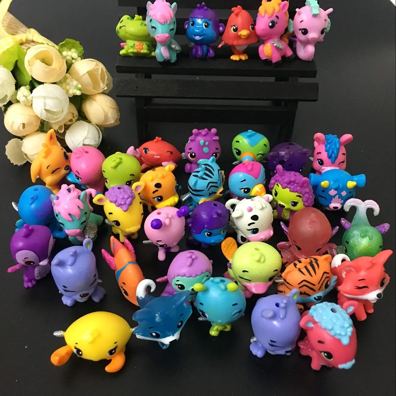 mecha godzilla toy Randomly 5pcs/10pcs pack Hot Sale Little Fly Fish Anime Figure HATCHIMALS Hachi Magic Model 3CM Gift for Children deadpool toys