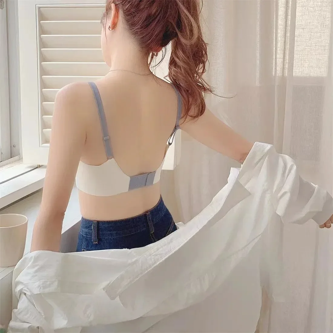 Sexy U-shaped Back Lingerie Female Inner Wear Summer Thin Without Trace Backless Triangle Cup Polymerization Bra
