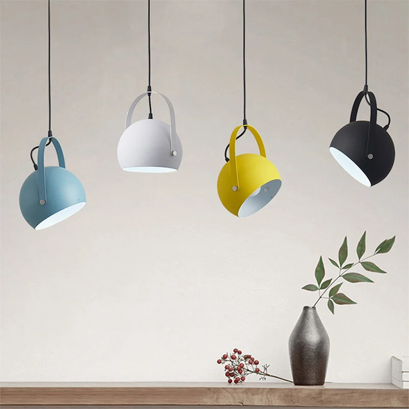 Современные яркие подвесные лампы