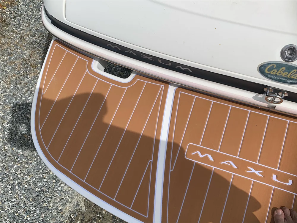 Tapis de sol en EVA imitation teck pour bateau Maxum 1900