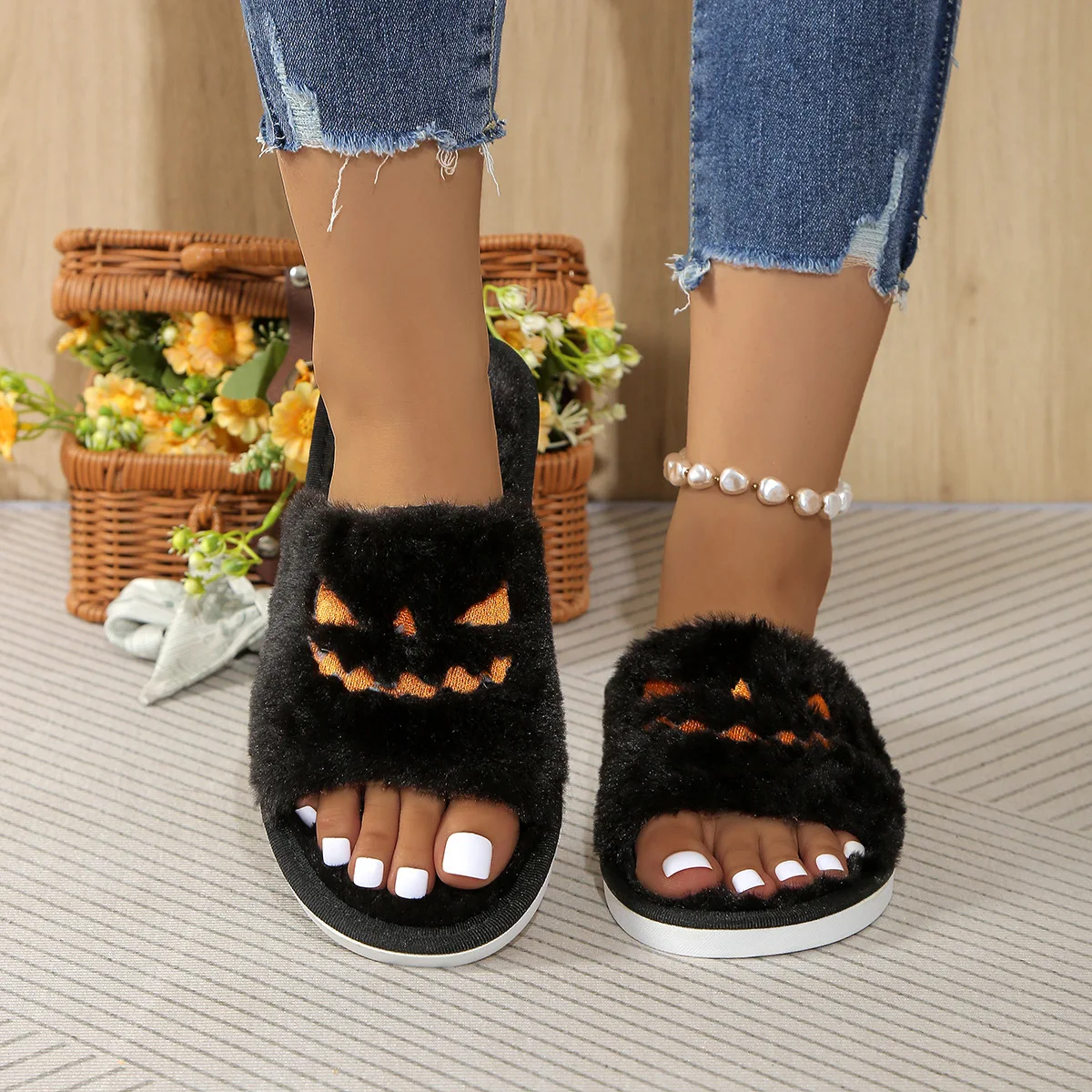 Halloween Pumpkin Plush Slippers Pink Orange 20224 Autumn Soft Furry Comfort Outdoor Fuzzy House Plushie Slippers