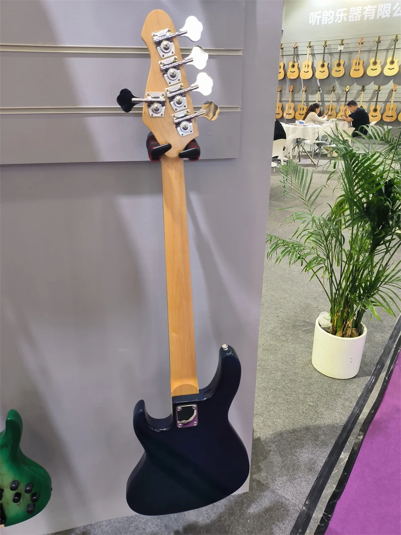 Sd3e5a4266f6f43d88f5fadc9c3ebe9453jpg