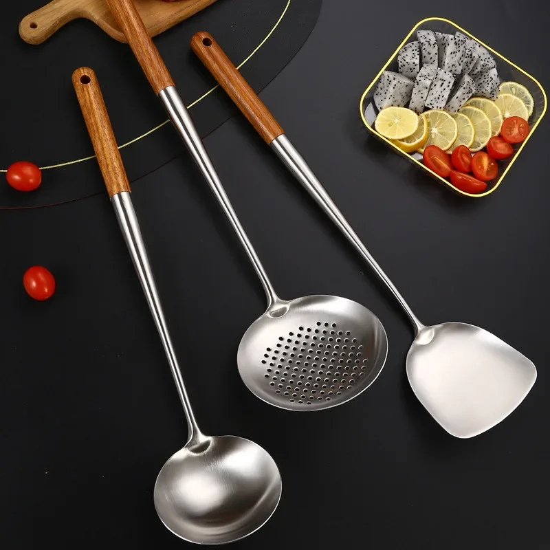 Extended Length 304 Stainless Steel Kitchen Utensils Spatula With Wooden Handle For Home Cooking Frying Spatula Chef Special