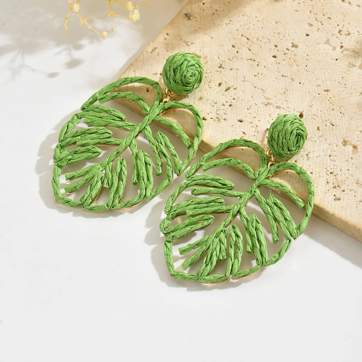 Boho Fashion Hollow Leaf Raffia Drop Earrings for Women Summer Beach Exquisite Geometric Rattan Knit Earrings Handmade Jewelry