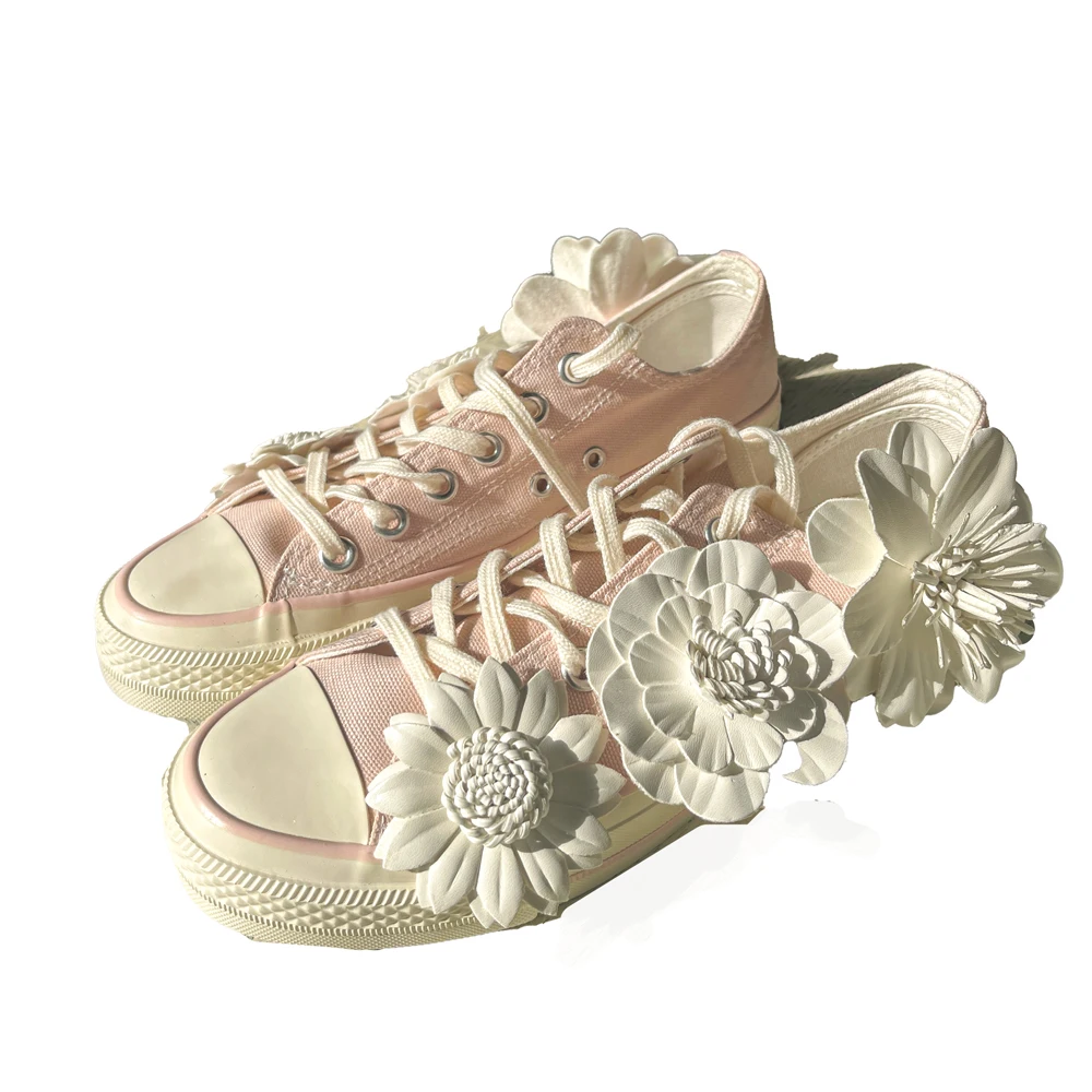 

Pink Sneakers Original Hand Made White PU Flower 2cm Flats Canvas Shoes Lace-up Vulcanized Shoes Customize Colors Female Slipper