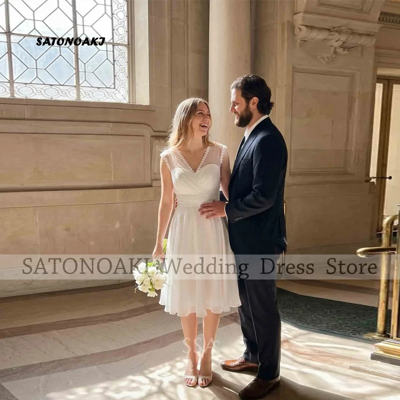 Customized Elegant Boho V-Neck Lace Chiffon Short Wedding Dress for Women Knee Length Backless Pleat Bride Gown Vestido De Novia