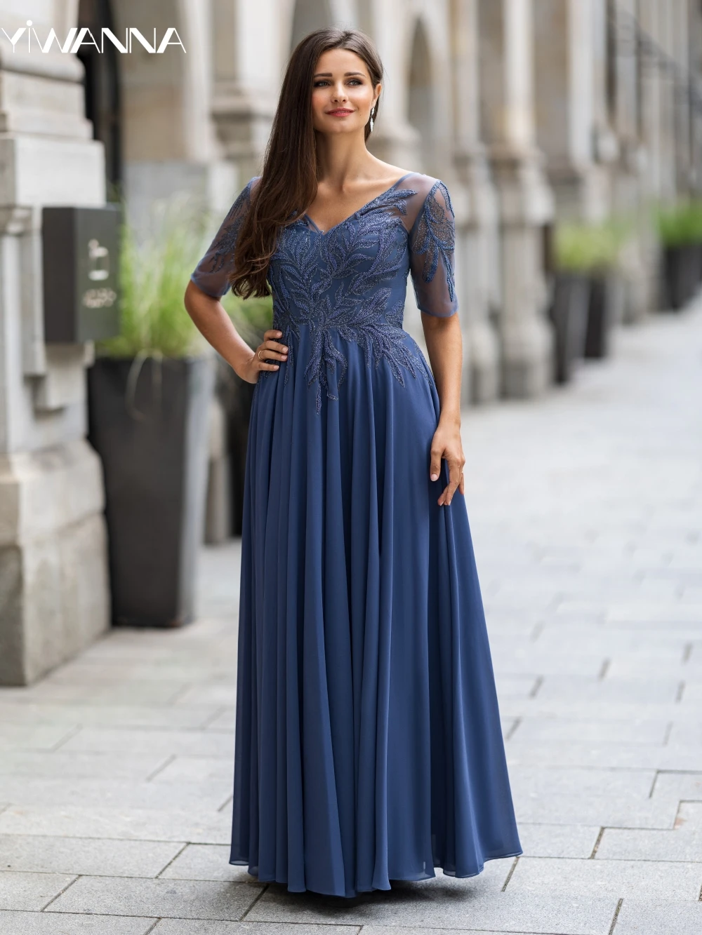 

Simple V-neck Half Sleeve Prom Dress Sparkly Beadings Mother Of The Bride Dress For Wedding Elegant Chiffon Evening Gown