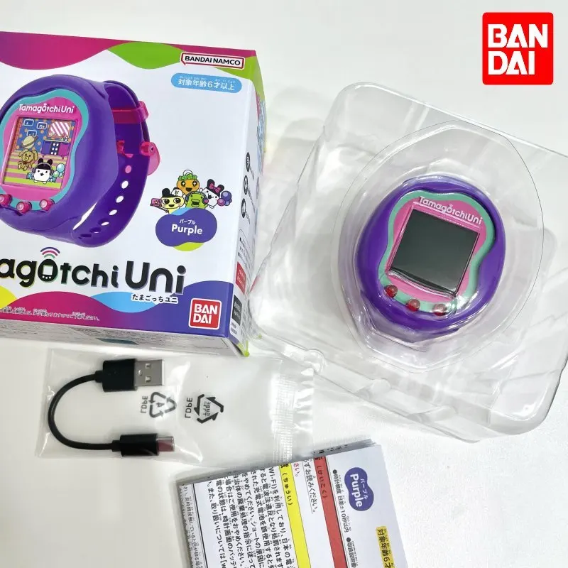 Bandai UNI Tamagotchi Pink