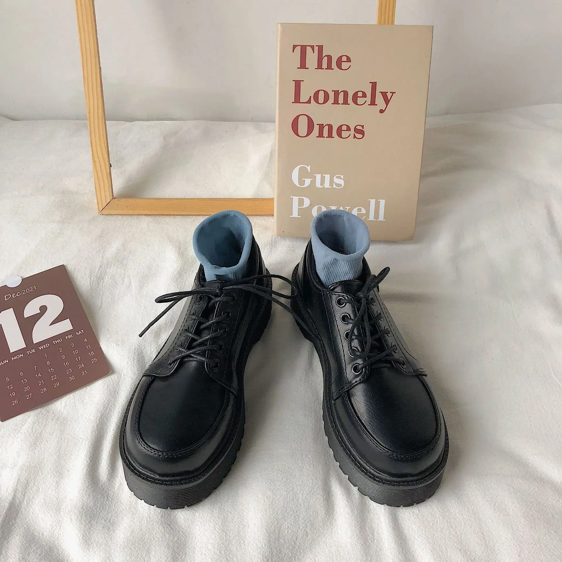 Women Casual Flats Black Brown Vintage Flats Shoes Women Spring Summer Fashion Comfortable Lace Up Platform Oxford Loafers Casual Boat Shoes