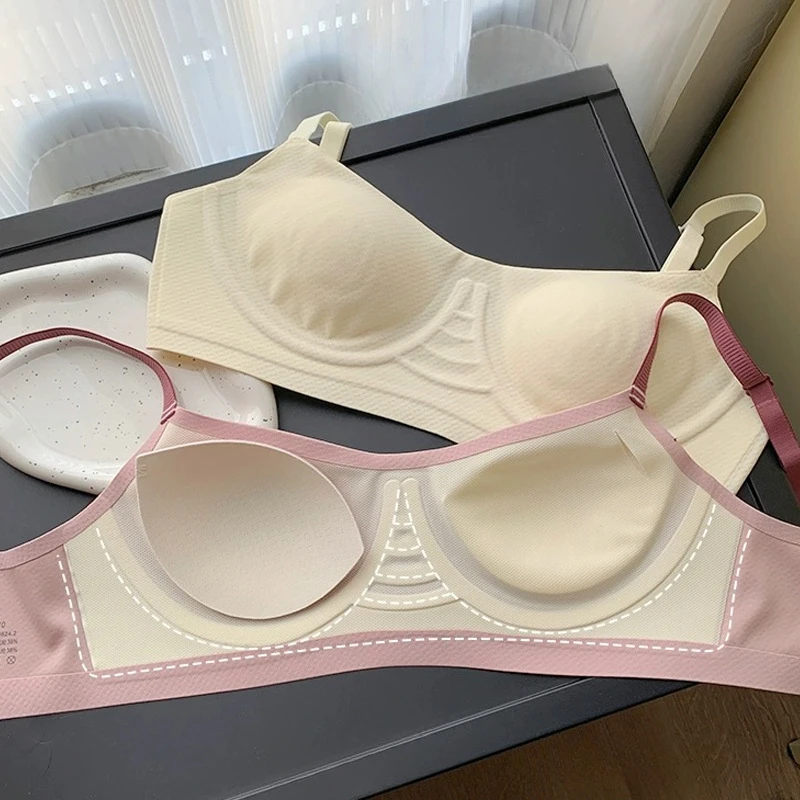 Ultra-Thin Seamless Bras for Women Lightweight Wireless Comfort Invisible T-Shirt Bra Everyday Wear Best Seller Unlined Lingerie 6