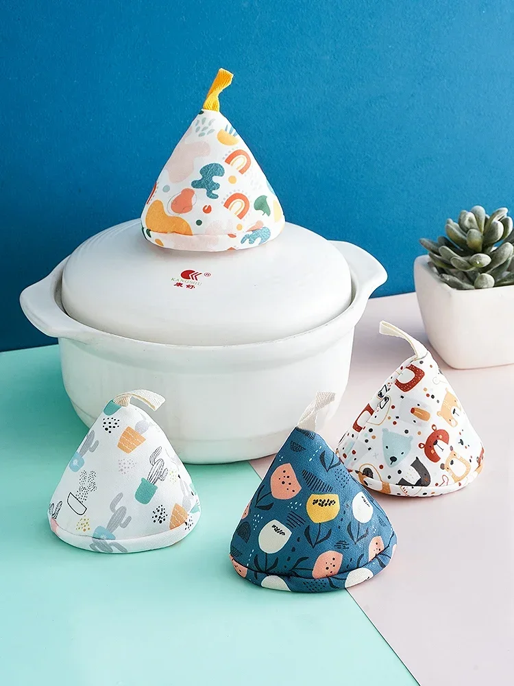 

Японские милые треугольные противогорячие искусственные Эмалированные чугунные перчатки с ручкой для кухонного горшка теплоизоляционные перчатки