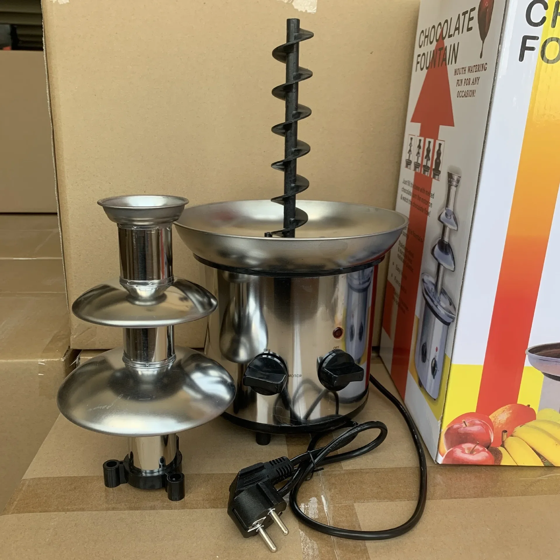 4 Layer 4-Tier Family Chocolate Fuente Machine Electric Chocolate Fountain Heating Waterfall Machine