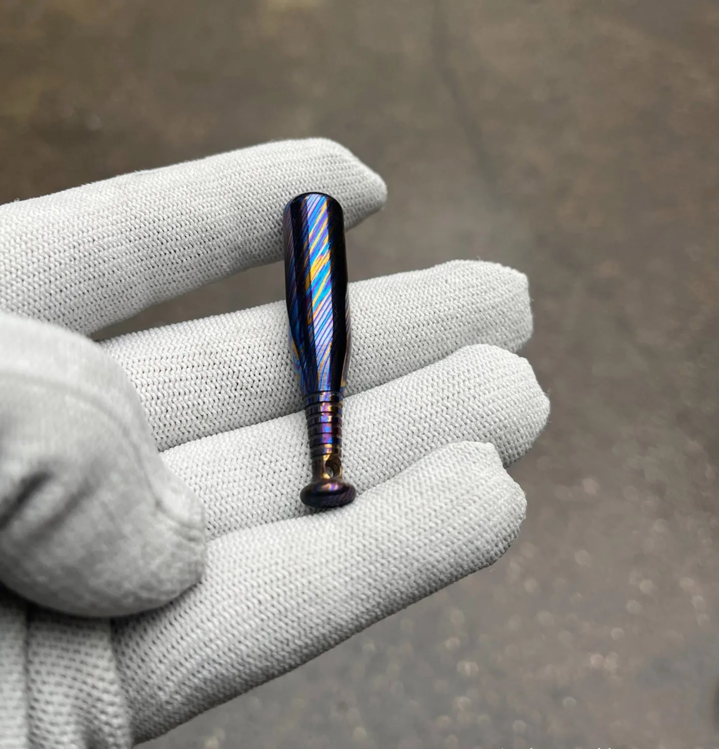 

1 Piece Titanium Damascus Baseball Bat Pendant