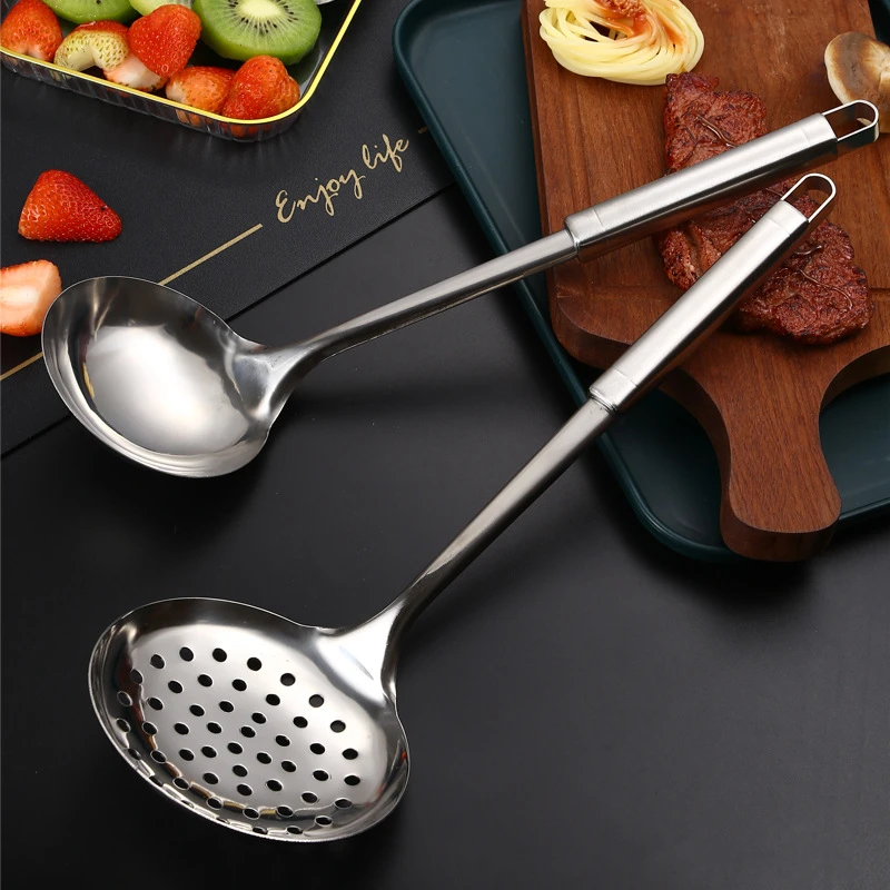 Description Picture 4 of item304 Stainless Steel Soup Ladle Enlarge Oil Skimmer Ramen Scoop Multifunctional Leaky Hole Pasta Strainer Kitchen Utensils