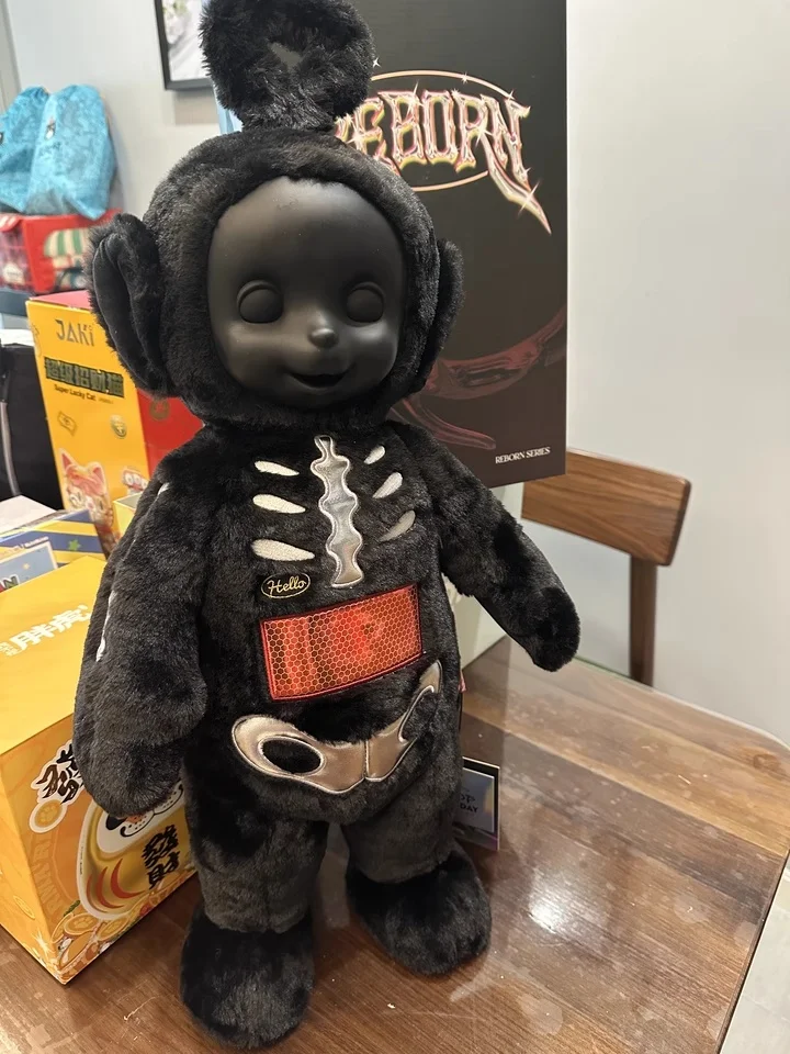 دمية فاخرة إصدار محدود أسود