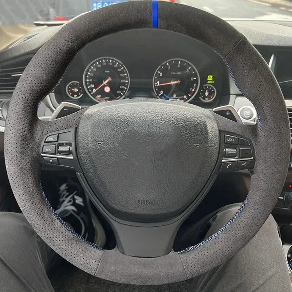 Maßgeschneiderte rutschfeste Wildleder-Lenkradabdeckung aus echtem Leder für BMW F10 F11 2009–2017 F12 F13 F01 F02 2008–2017 – Detail 1