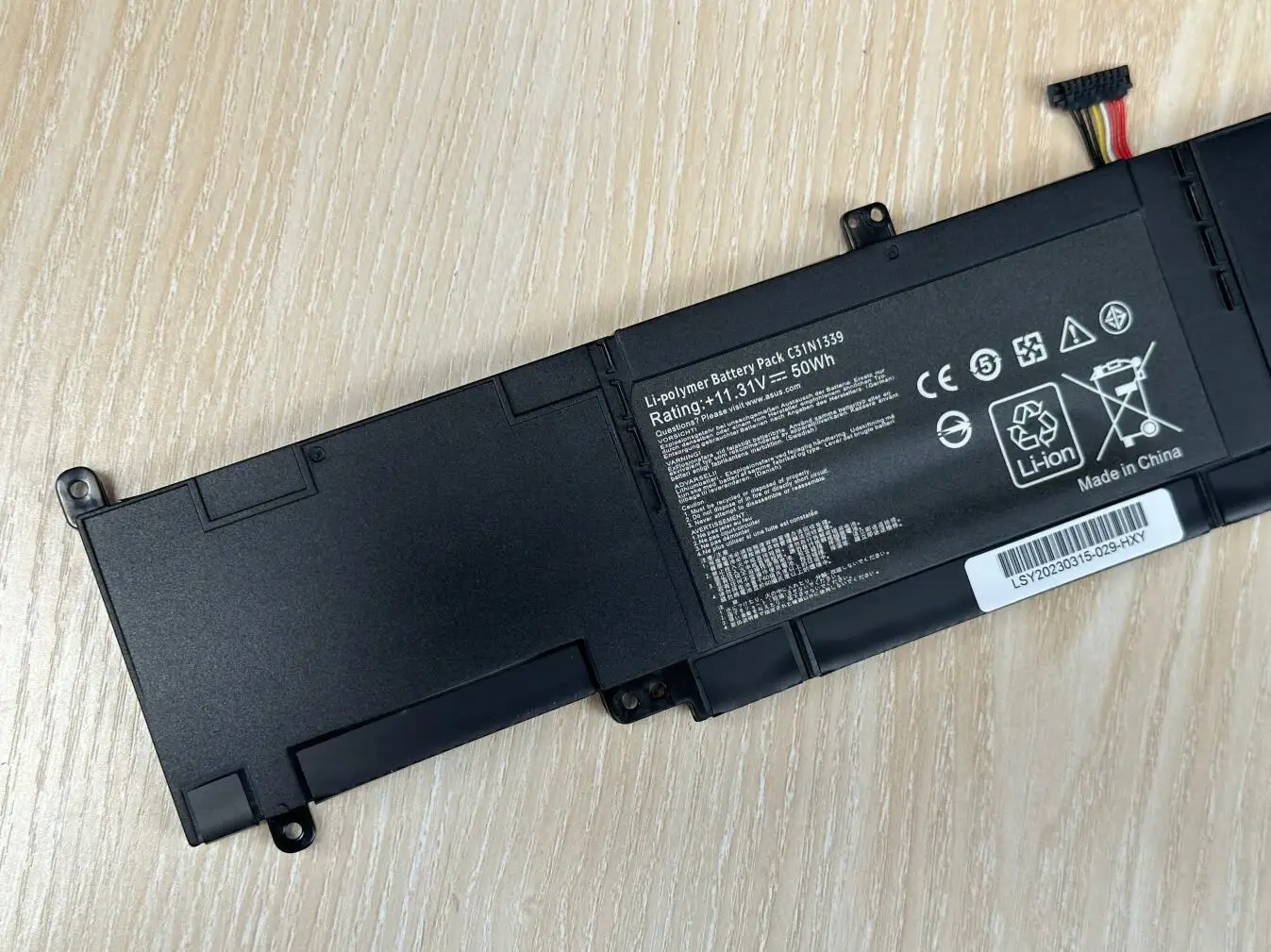 UX303UB UX303L UX303LN TP300L TP300LA TP300LD TP300LJ Notebook