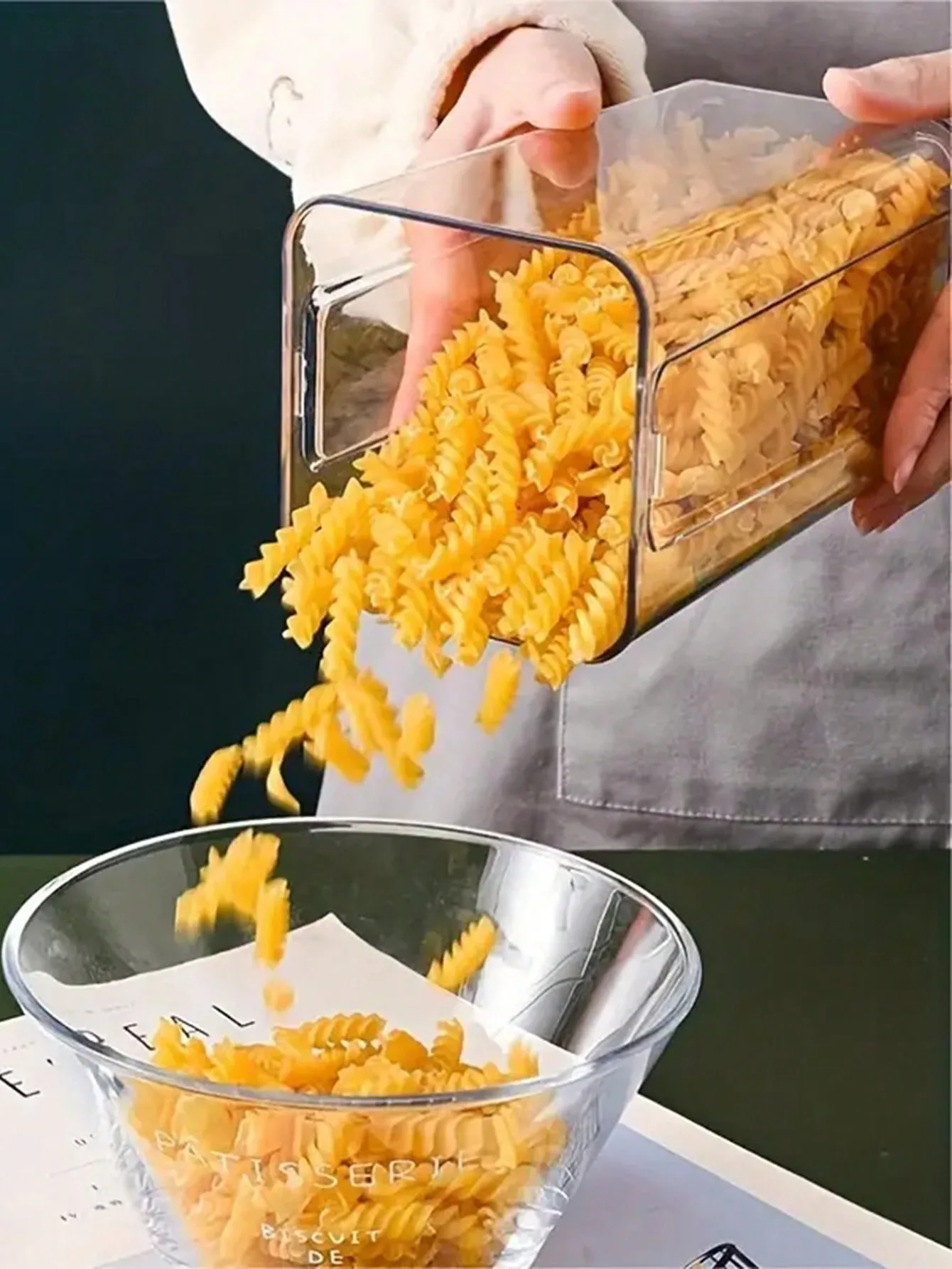 Food storage container transparent sealed storage container stacked sealed cans 1 piece