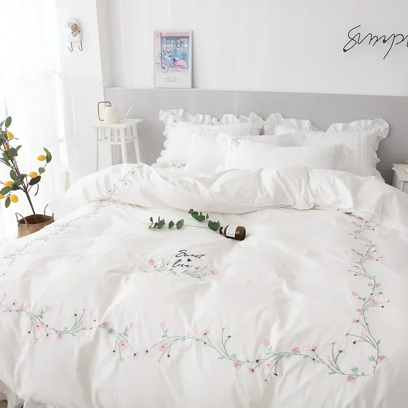 

New Cotton lace Bedding Set white Duvet Cover Set Bed Linen embroidered princess bed skirt twin queen king wedding bedclothes