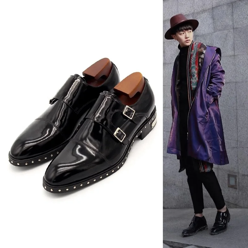 

Spring/Summer New Pointed Cow Rivet Buckle Mengke Shoes Banquet Dress Versatile Square Heel Elevated Large and Small Men's Shoes