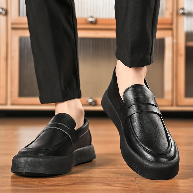 Men's Loafers for Spring, Large Size, Round-Toe Men's Moccasins, Slip-On Casual Shoes, Simple and Lightweight - 6