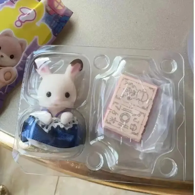 New Genuine Japan Sylvanian Families Bag Kawaii Camping Dress Up Cake Party Baby Cute Anime Figrues Room Ornaments Flocking Gift 2