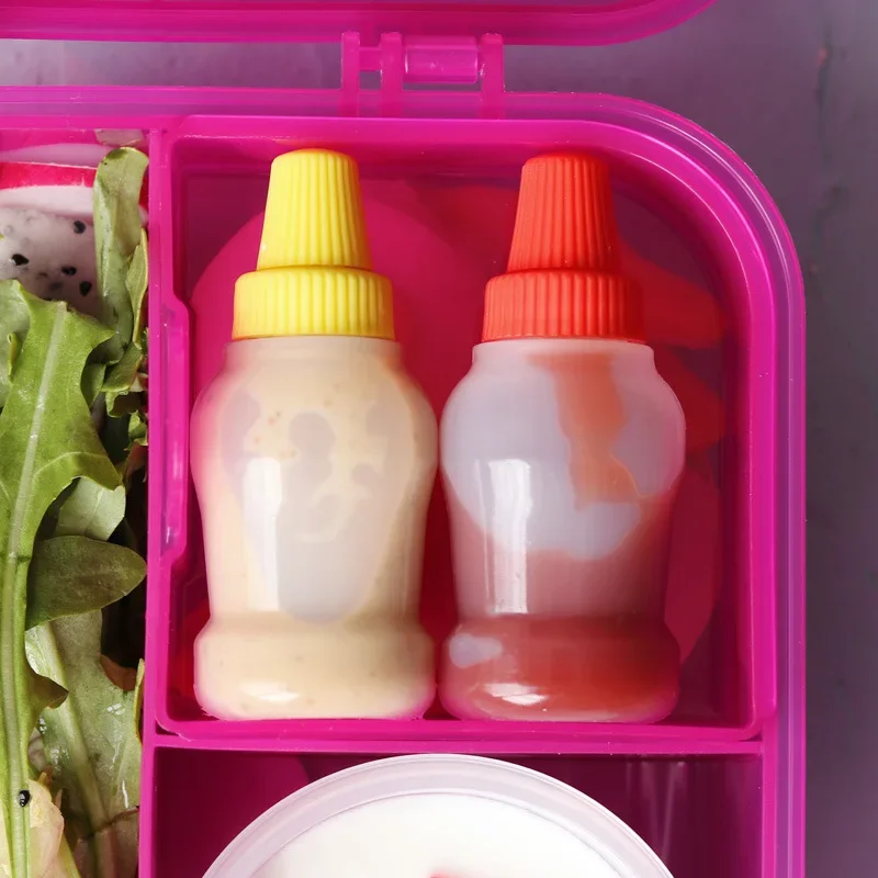 Bouteilles de moutarde et de ketchup | Photo Gratuite