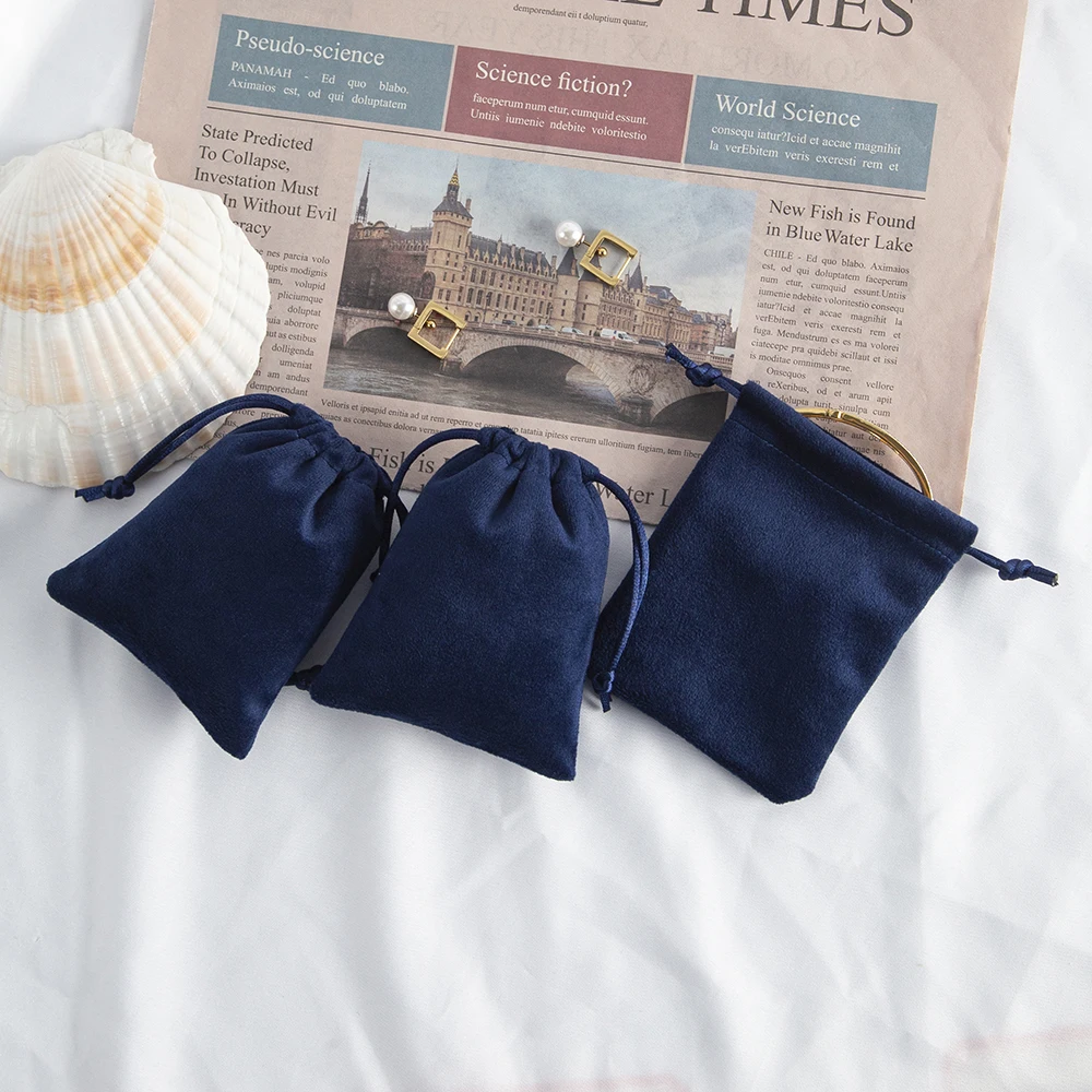 

50pcs Bulk Velvet Drawstring Bags Wedding Gift Pouch Velvet Cloth Jewelry Pouches for Jewelry Bracelets Earring Watches Storage