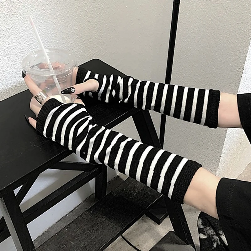 손에 따뜻함을 안겨주는 겨울철의 필수품