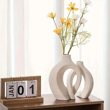 Nordic Hollow Plastic Vases 1