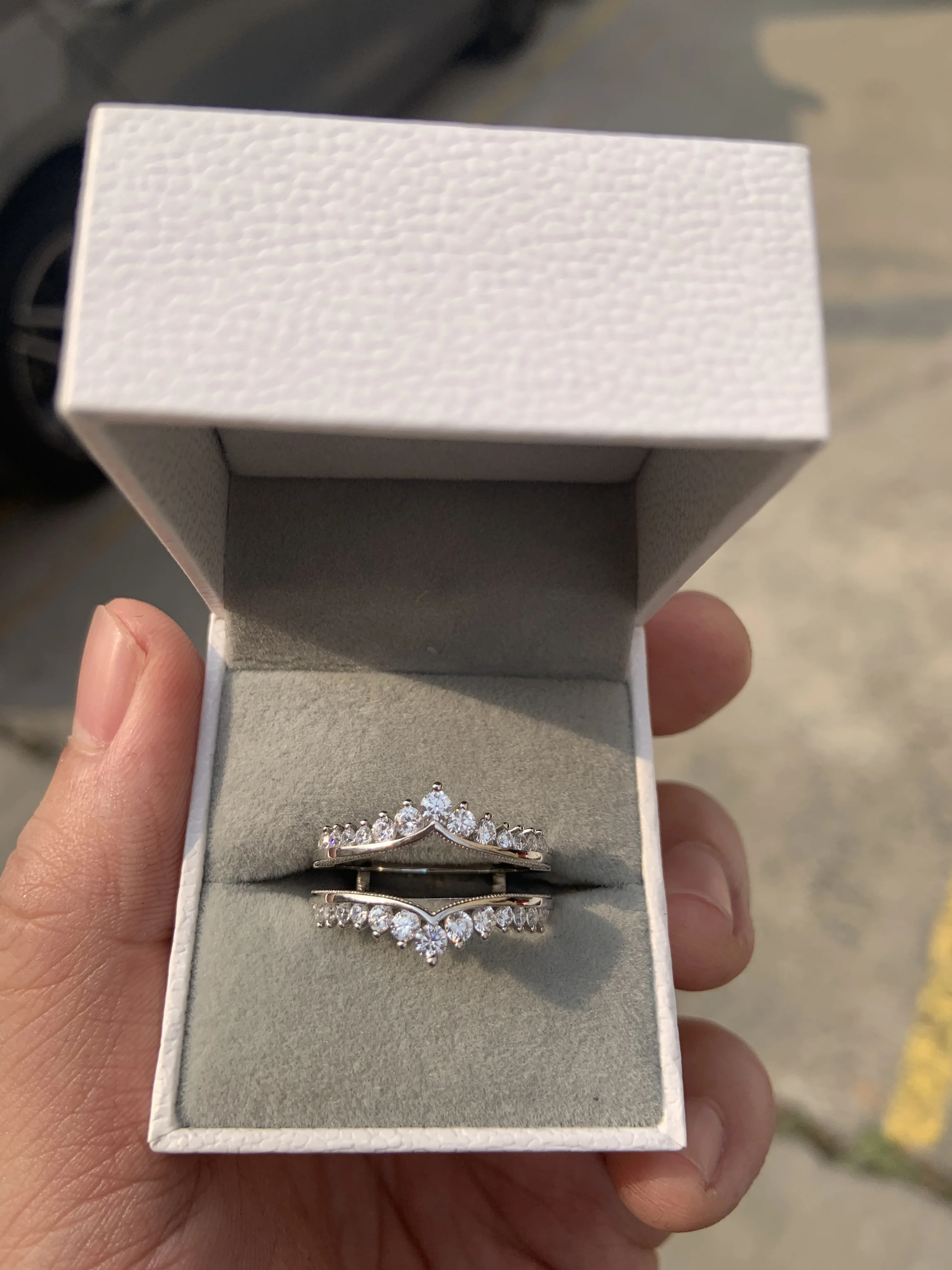 Newshe Luxury Solid 925 Sterling Silver Wedding Engagement Rings for Women High Grade Cubic Zircon Guard Band BR1167 Sd40308a850054d9a9b1b6d73fd694b446