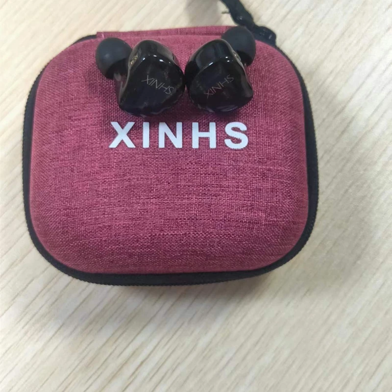 XINHS HS05 High Performance Dynamic In-Ear Headphones