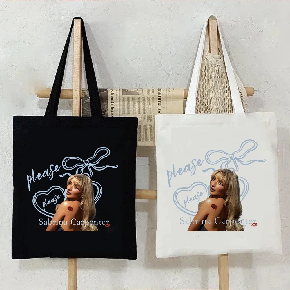 サブリナ カーペンター ショート N' スイート ツアー プリント