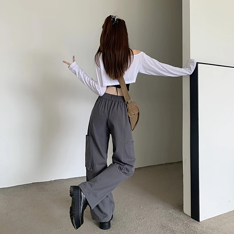 Fashion Streetwear Gray Cargo Pants with Big Pocket 2023 New Design High Waist Loose Straight Baggy Trousers Women