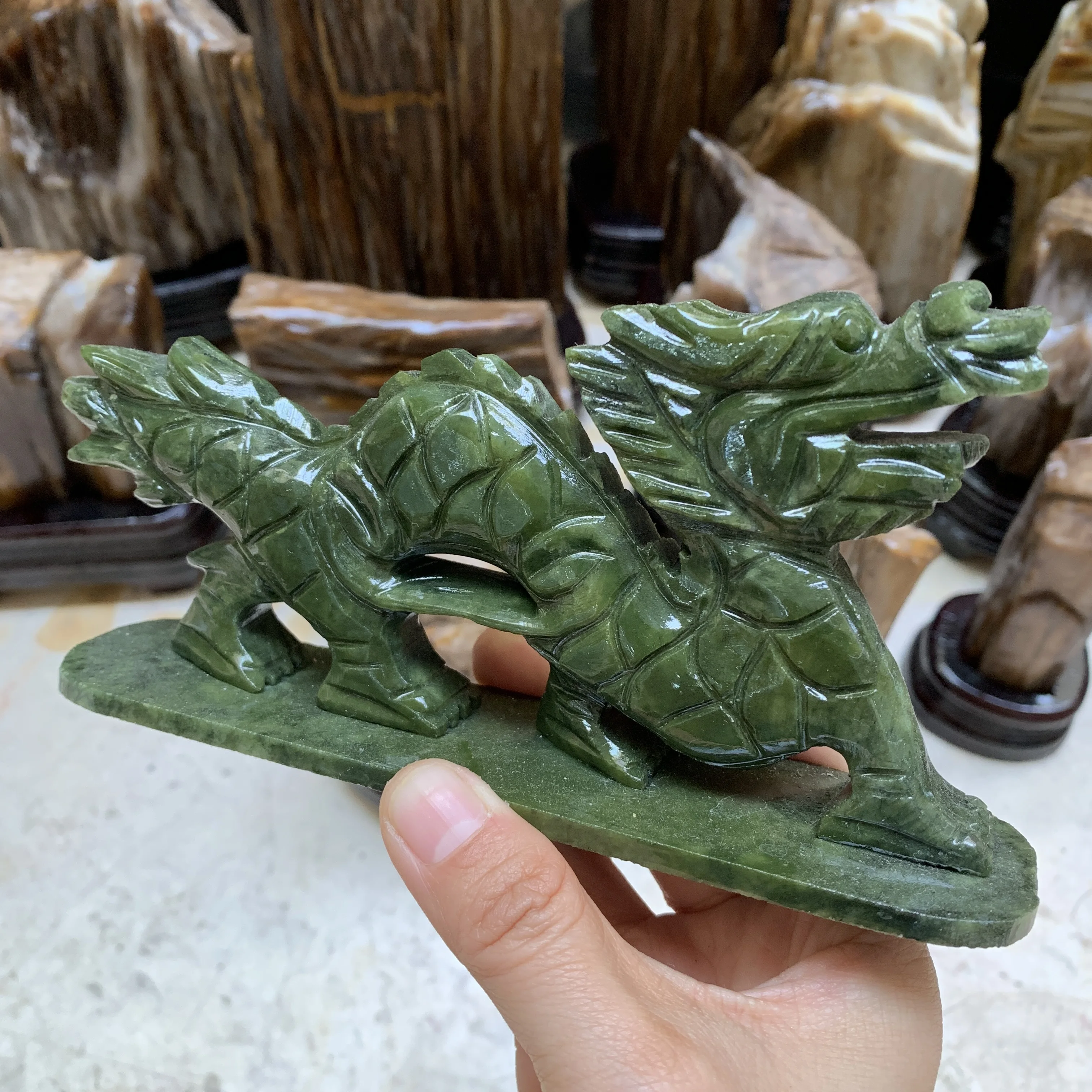 Wholesale Natural Green Jade Dragon carvings Rock crystal Loong Figurine for Desktop decoration 6